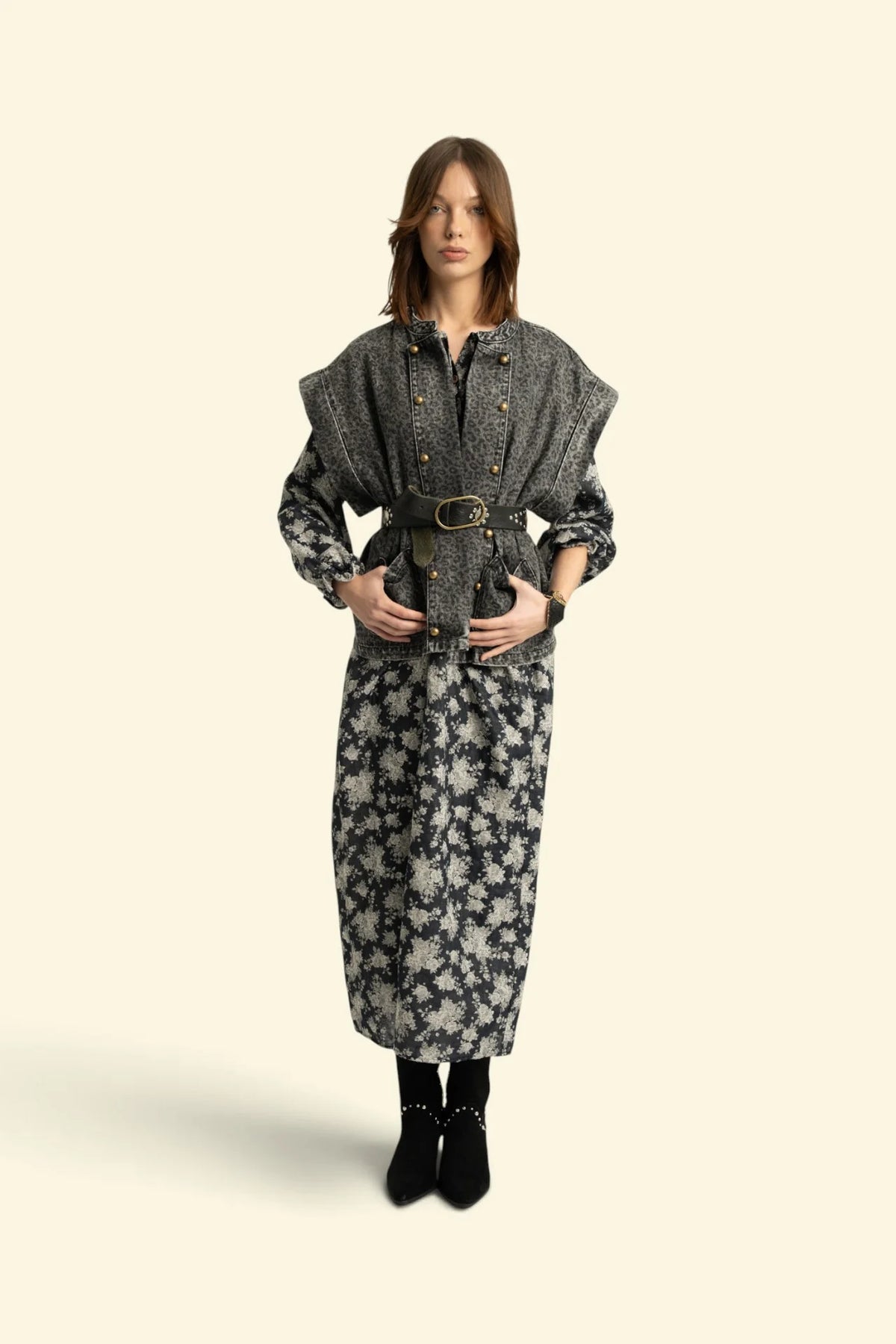 VESTE SANS MANCHES LÉOPARD