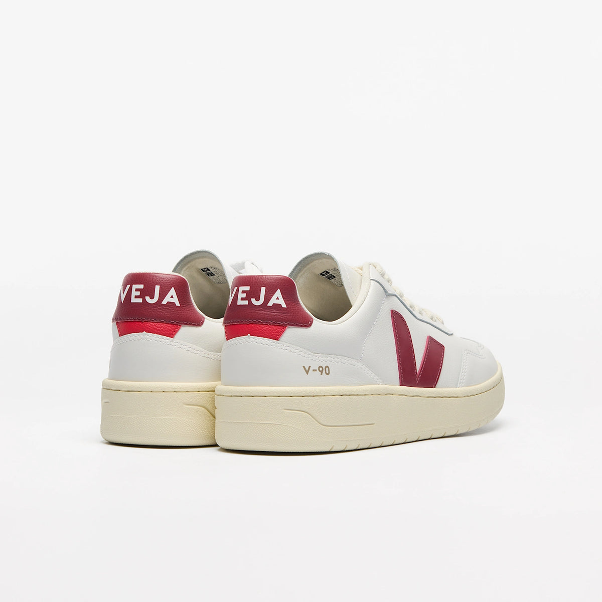 Baskets VEJA V-90 LEATHER WHITE MARSALA